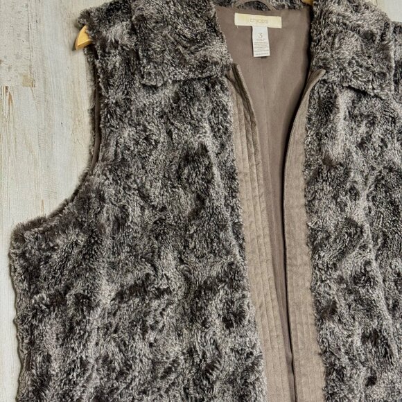 Chicos Brown Mink Faux Fur Vest Sleeveless Open Front Soft Plush Size 3 (XL) - Picture 2 of 7